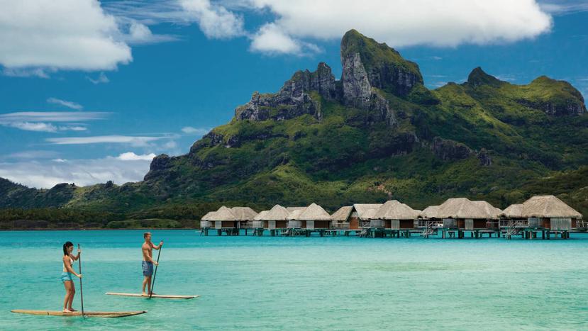 Combinar Tahití con una o dos de sus islas cercanas más famosas, como las joyas de Bora Bora y Moorea, es ideal para unas vacaciones relajadas y bellas.