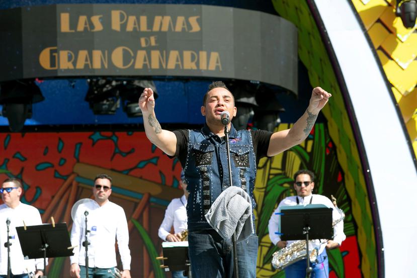 El cantante Manny Manuel en el Carnaval de Islas Canarias. (GFR Media)