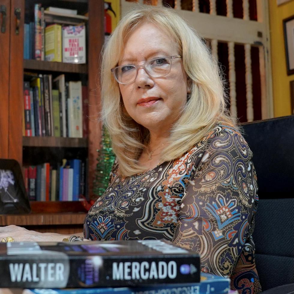 Betty B. Mercado da seguimiento a la trayectoria de  Walter Mercado, junto a sus hermanas Ivonne y Dannette. (GFR Media)