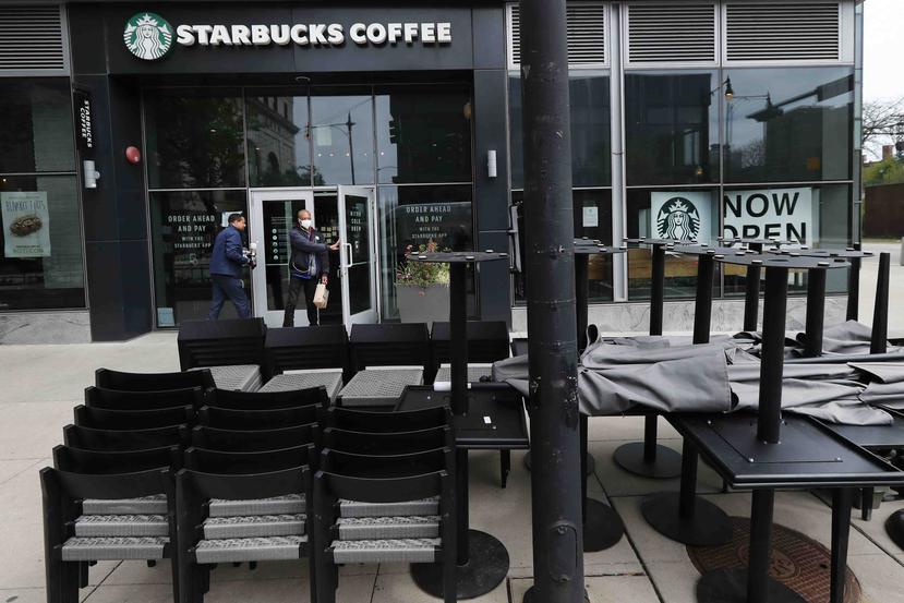 Local de Starbucks en Chicago. (AP)