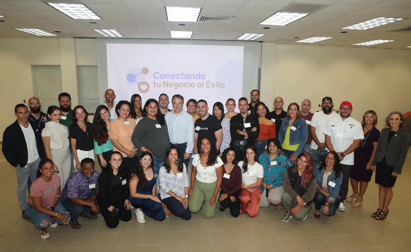 Los talleres presenciales del programa de Guayacán y Liberty Foundation comenzaron con negocios emergentes que operan en 41 municipios.