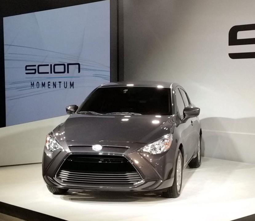 El modelo iA de Scion que se presentó ayer en Nueva York y que en Puerto Rico se venderá como el nuevo Yaris de Toyota. 
