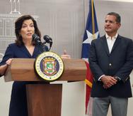 New York Governor Kathy Hochul and Puerto Rico’s governor Pedro Pierluisi.