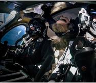Beth Mosses, entrenadora en jefe de astronautas de la compañía, viajó junto a los dos pilotos. (Twitter / @virgingalactic)