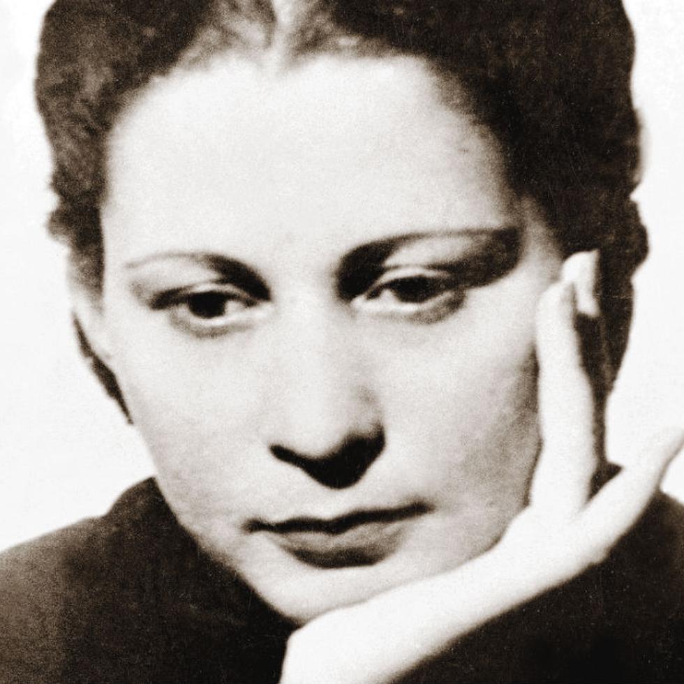 Julia de Burgos (1914-1953): dramaturga, educadora  y considerarada, por muchos, como la poetisa más grande que ha tenido la isla.