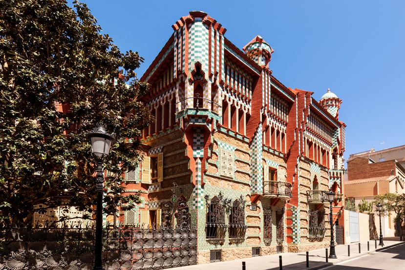 Imagen de la Casa Vicens diseñada por Antoni Gaudí.