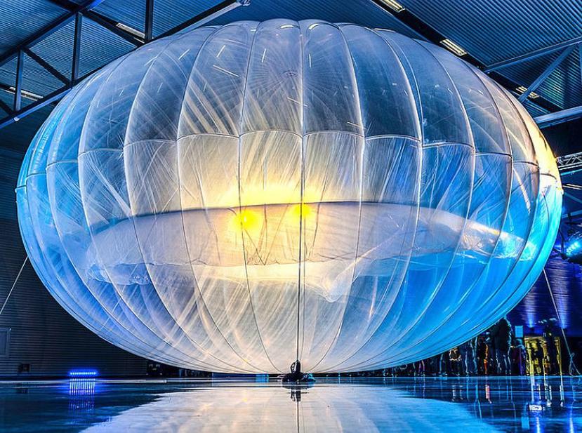 El Proyecto Loon busca proveer acceso al Internet en zonas rurales o subdesarrolladas mediante el uso de globos colocados en la estratosfera. (Google.com)