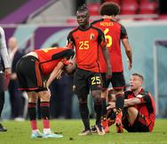 El desconsuelo se apoderó de los jugadores belgas tras empatar y quedar eliminados del Mundial en el partido ante Croacia.
