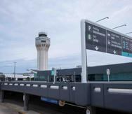 El foco de contagio en Puerto Rico está en el aeropuerto, advierte el task force médico