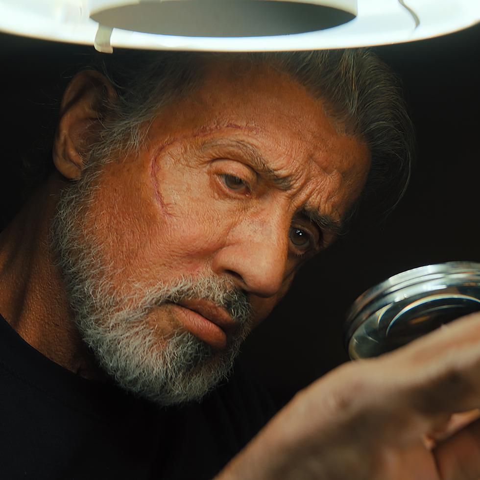 Sylvester Stallone interpreta por primera vez en su carrera a un superhéroe en la película de Julius Avery "Samaritan", una especie de "Hércules moderno y muy humano", en opinión del actor.