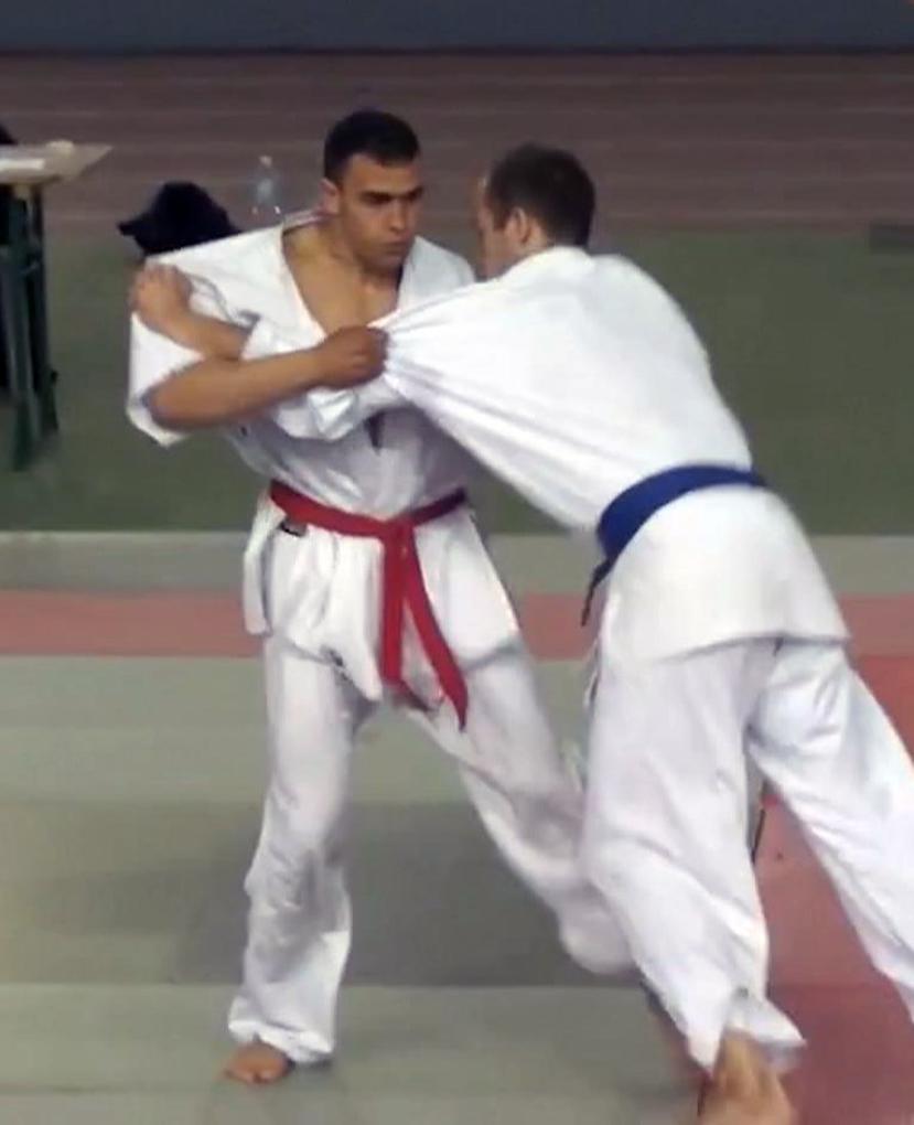 El atacante en Niza, Mohamed Lahouaiej Bouhlel (a la izquierda), compitíó en eventos de artes marciales. (AP)