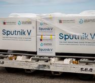 Vista hoy de las cajas con las primeras vacunas Sputnik V en el Aeropuerto Internacional de Maiquetía.