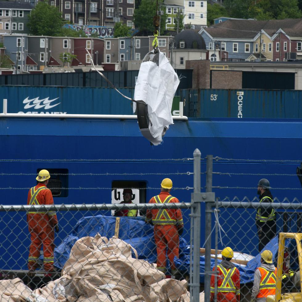 El pasado 25 de junio, la Guardia Costera estadounidense anunció una investigación oficial para descubrir las causas de la implosión y las autoridades canadienses están realizando otra.