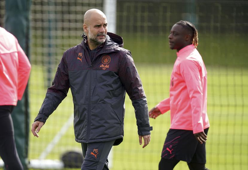El técnico del Manchester City Pep Guardiola durante un entrenamiento el lunes. 