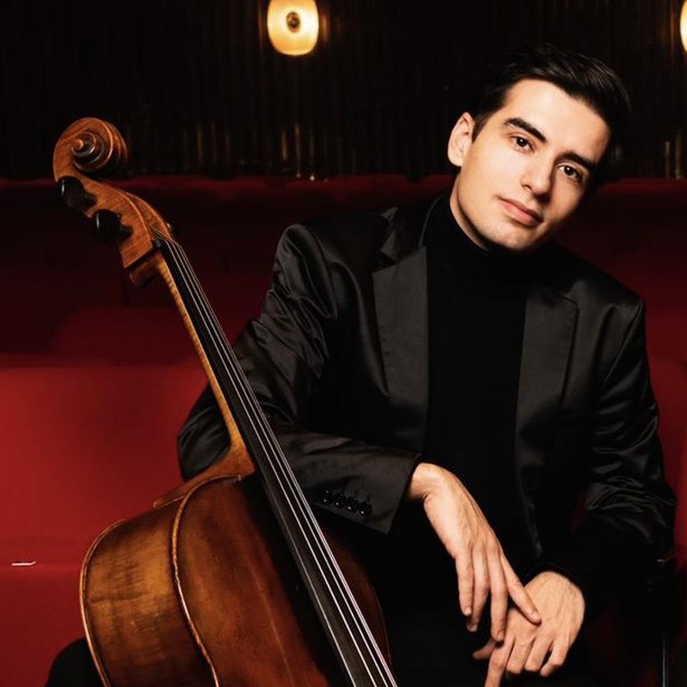 El violonchelista español David Martin ha participado en prestigiosos festivales y ciclos de conciertos alrededor del mundo.