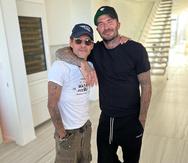 Marc Anthony  junto a David Beckham. (Instagram)