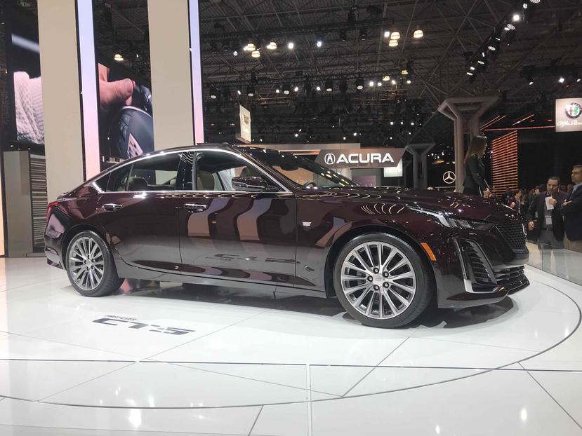 El CT5 muestra la experiencia única de Cadillac en la elaboración de sedanes de alto rendimiento estadounidenses, con detalles diseñados para elevar cada unidad. (Jannette Hernández)