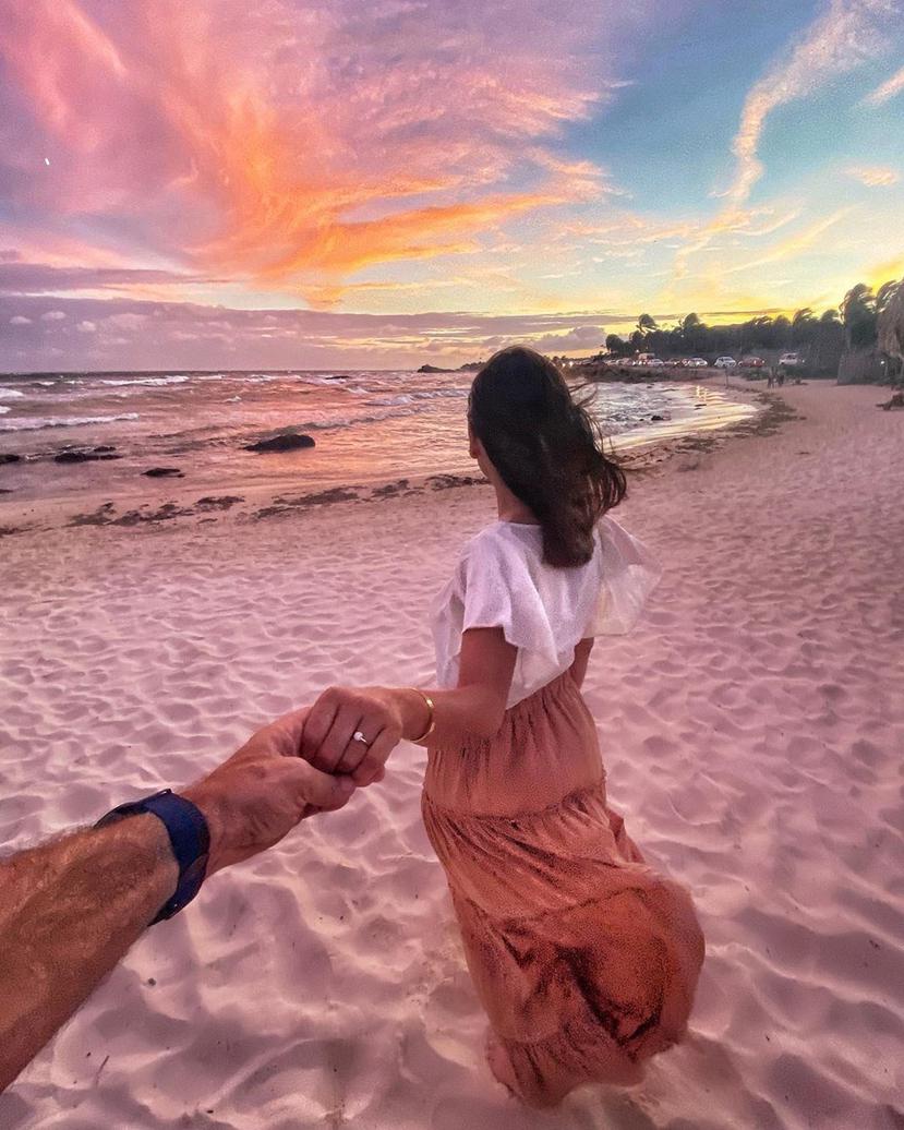 Foto publicada en la cuenta de Instagram de la novia de Carlos Ponce.