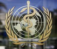 Foto del logo de la Organización Mundial de la Salud en la sede del organismo en Ginebra, Suiza.