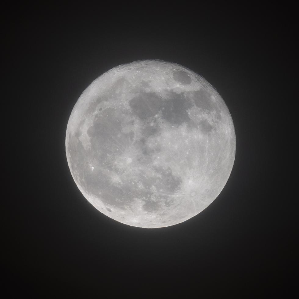 Superluna vista desde San Juan el pasado 3 de julio de 2023.