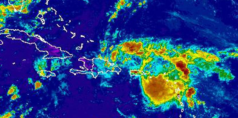 Bandas de la fuerte onda tropical afectan la Isla. (Captura NOAA)