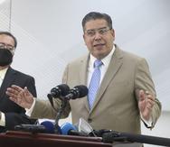 El presidente de la Cámara Rafael "Tatito" Hernández (centro) procuró la derrota de los nombramientos de  Larry Seilhamer y  de Manuel Torres Nieves como secretario de Estado y contralor de Puerto Rico, respectivamente.