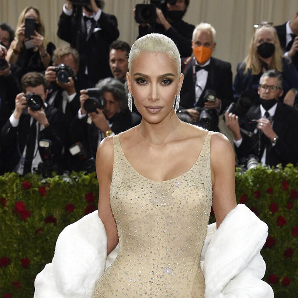 Kim Kardashian pagará $1.26 millones por promocionar una criptomoneda sin divulgar que recibió paga por ello.