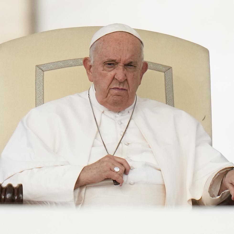 El papa Francisco aceptó el martes la renuncia con inusual rapidez.