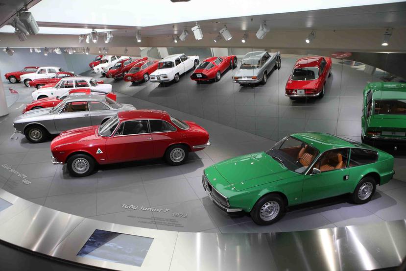 Los visitantes tendrán acceso por primera vez a nuevas áreas del museo y que incluyen 150 automóviles adicionales, además de trofeos, obras de arte y motores. (Suministrada)