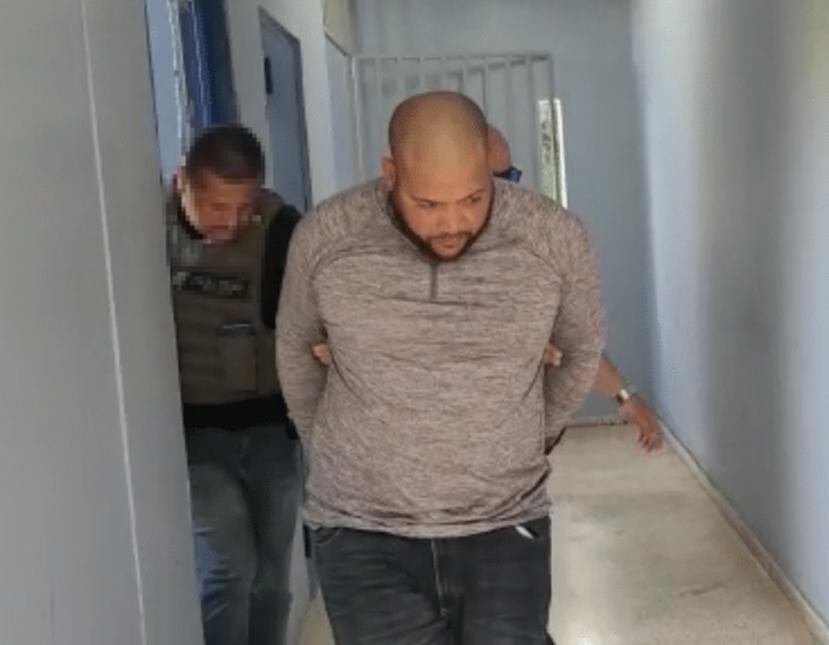 Agentes arrestan a Francisco Pérez Polanco, alias "Frankysiquito", por narcotráfico.