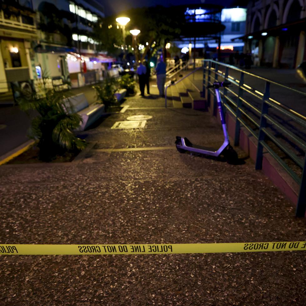 Escena del asesinato ocurrido el martes en la Placita de Santurce.