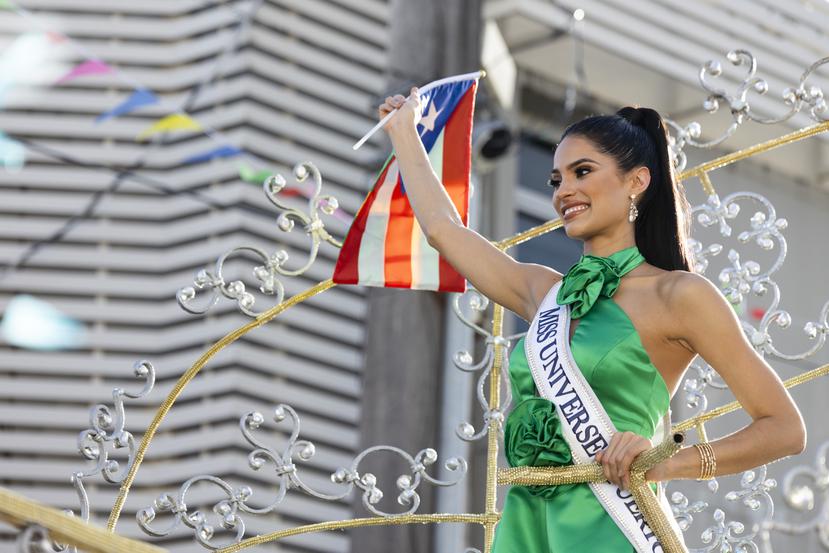 Miss Universe Puerto Rico 2023 regresó este sábado a Patillas, donde fue recibida por el pueblo que la vio nacer.