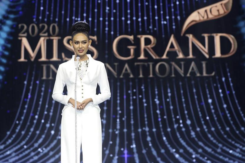Han Lay, estudiante de la Universidad de Yangon, hizo los comentarios en contra del gobierno de Birmania en el certamen de Miss Grand International celebrado en la capital tailandesa, Bangkok.