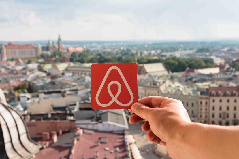 Airbnb también anunció recientemente un nuevo protocolo de limpieza. (Shutterstock)