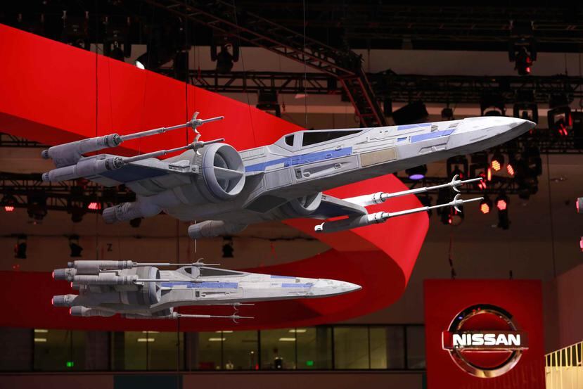 Los vehículos de la saga resaltan los diseños expresivos de Nissan y los famosos personajes de la próxima película de Star Wars.