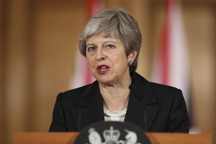 La primera ministra de Inglaterra, Theresa May, finalmente reconoció que están en un punto muerto con el Brexit y pidió a la UE demorar la salida de Gran Bretaña hasta el 30 de junio. (AP)