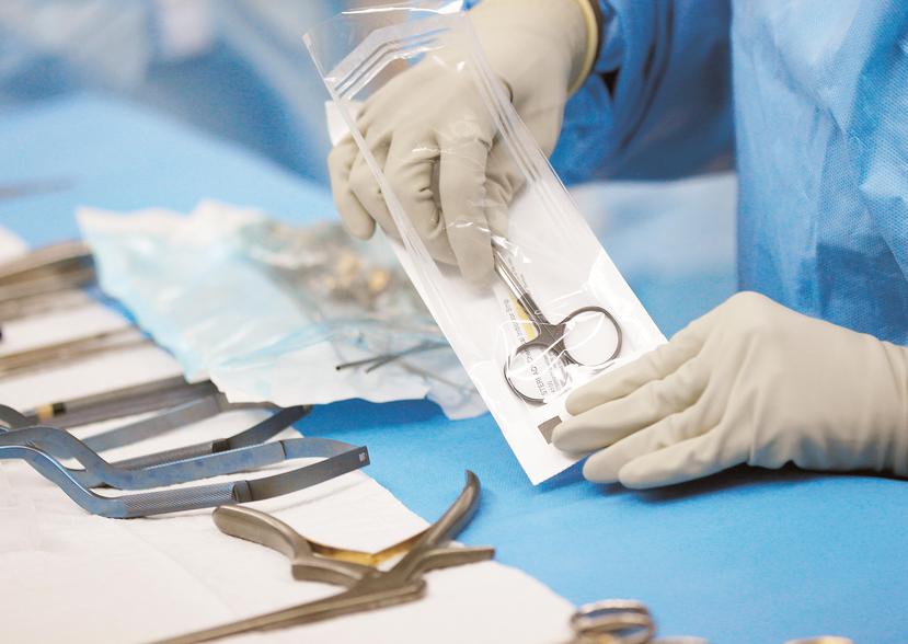 Bandejas quirúrgicas y microscopios son parte de los materiales que urgen en el Programa de Neurocirugía de Centro Médico. (GFR Media)