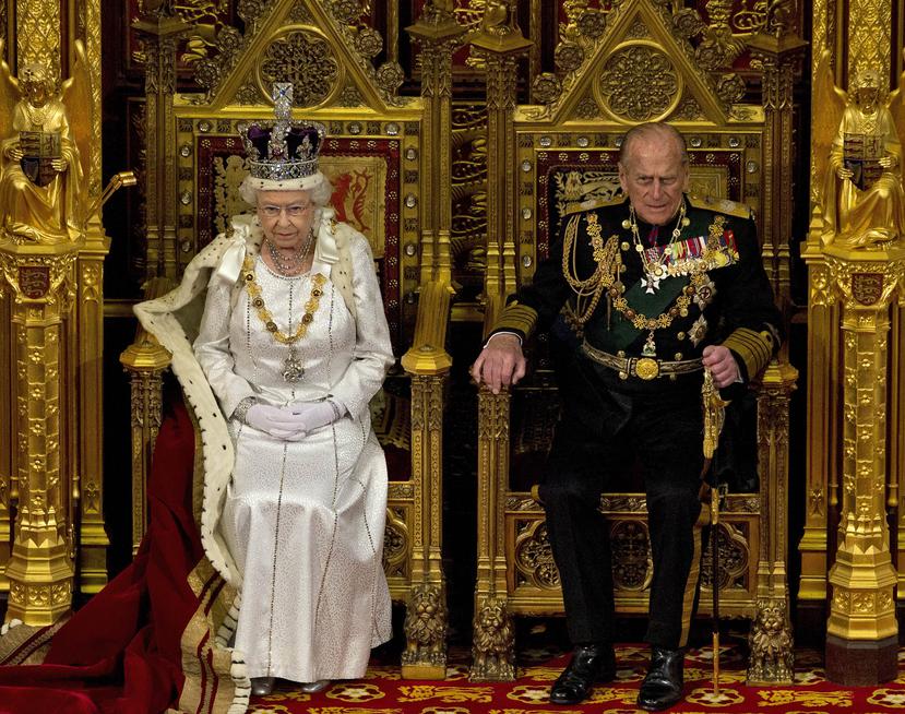 Debido al COVID-19, Elizabeth II se encuentra aislada junto con su esposo, el duque de Edimburgo, entre las paredes de Windsor. (Foto: Archivo)