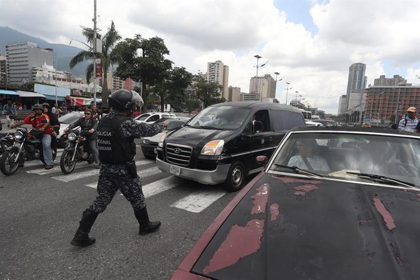 El menor recibió una bala en medio de un enfrentamiento entre la Policía Nacional Bolivariana y delincuentes en el centro de Caracas. (EFE / Archivo)