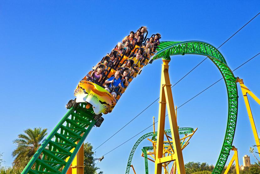 Cheetah Hunt, en Busch Gardens, tiene 4,400 pies de rieles y es la más larga del parque.