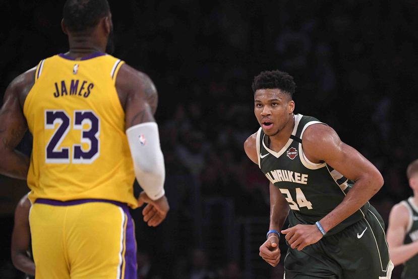 Los Lakers de LeBron James y los Bucks de Milwaukee de Giannis Antetokounmpo están en el tope de sus respectivas conferencia. (AP)