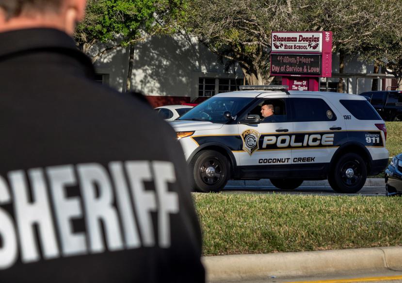 La Oficina del Alguacil el condado Broward, al norte de Miami, informó hoy que Oliver Manik fue arrestado después de recibir reportes sobre las amenazas.