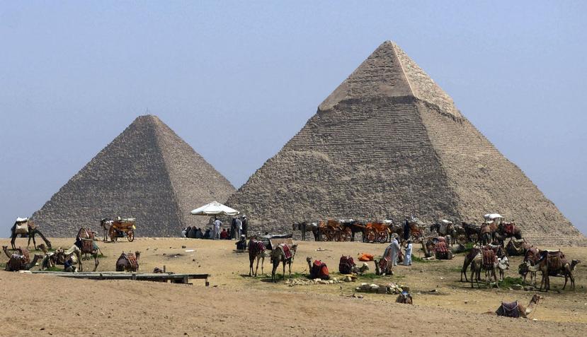 Fotografía de archivo de la "Gran pirámide de Guiza" en Egipto. (La Nación / GDA)