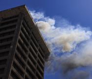 El incendio en la Torre Sur del Centro Gubernamental de Minillas, en San Juan, se reportó a eso de la 1:20 p.m. del lunes.