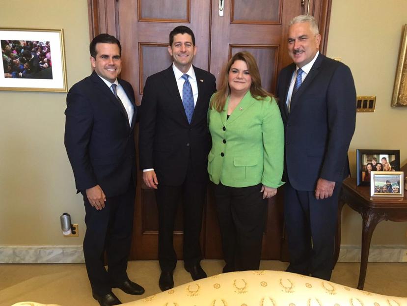 Governor Rosselló, Jenniffer González and Rivera Schatz met with Paul Ryan and Mitch McConnell.