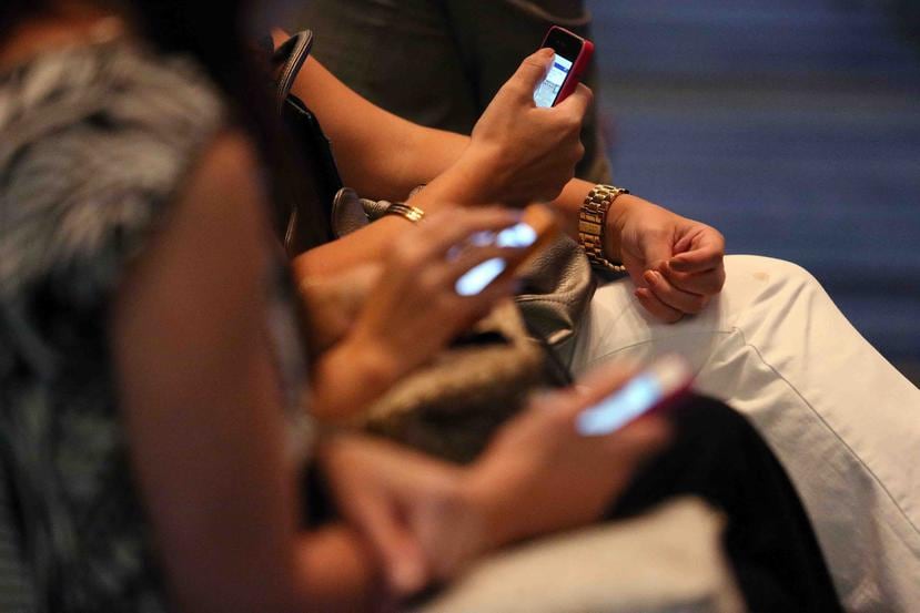 En Puerto Rico, el aumento  en el consumo de data responde a servicios de mensajería, vídeos, conferencias virtuales, educación a distancia y telemedicina. (Archivo)