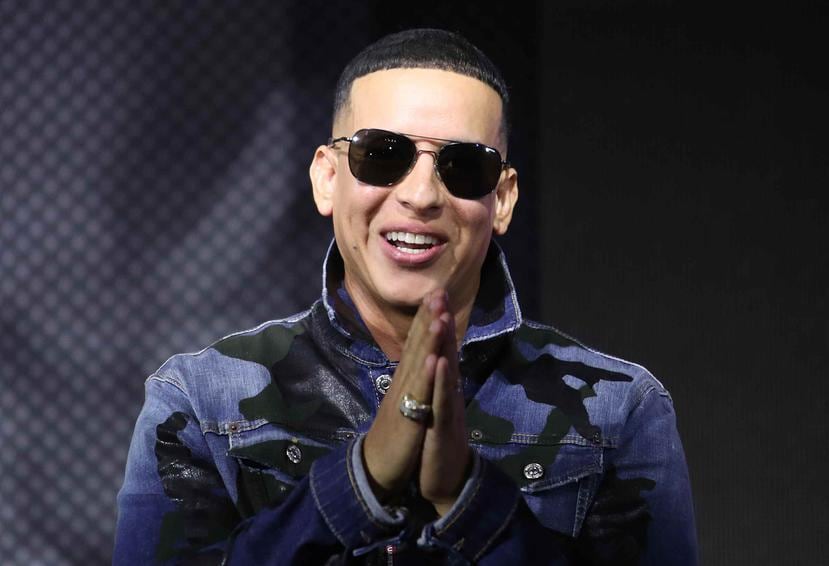 Daddy Yankee posee el récord con más presentaciones en el Coliseo de Puerto Rico al agendar 10 conciertos.