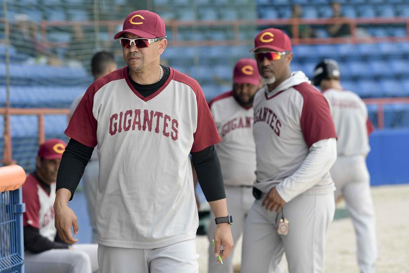 Alex Cintrón volverá a dirigir a los Gigantes de Carolina en el béisbol invernal. El boricua también es coach de bateo con los Astros. (Archivo)