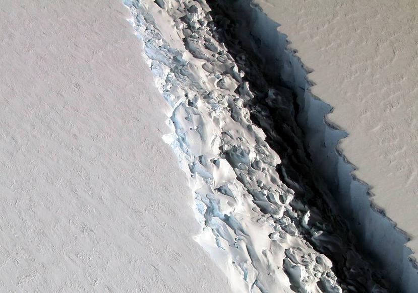 La grieta producirá un iceberg aproximadamente del tamaño del estado de Delaware. (NASA)