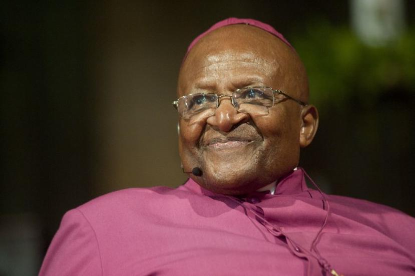 Durante su estancia en el hospital, el arzobispo, de 83 años, hizo ejercicio físico y pasó más tiempo sentado en una silla que en la cama, explicó la Fundación. (AFP)